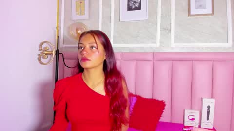 holly online show from January 15, 9:10 pm