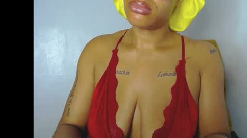 horny_ebonygirl_ online show from February 28, 6:51 pm