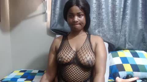 hornyebony4uxx online show from June 29, 12:49 pm
