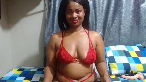 hornyebony4uxx online show from June 27, 2:12 am