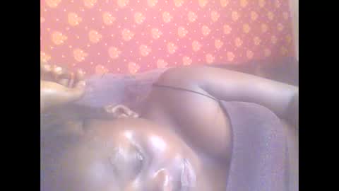 hornygal001 online show from February 19, 1:10 pm