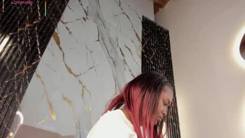 hot__genesis online show from April 13, 1:23 pm