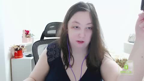 Lila online show from February 13, 12:00 pm