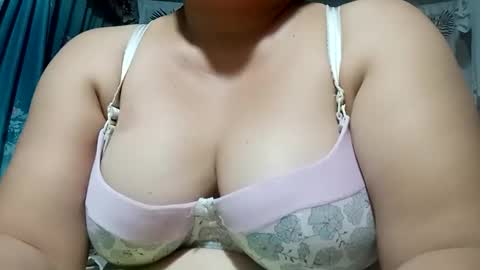 hot_boobs21 online show from November 23, 11:34 am