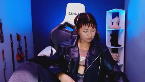 hot chocolate 4u online show from November 8, 3:17 pm