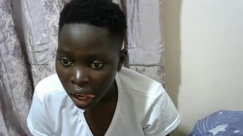 hot_shawrry online show from February 7, 6:34 pm