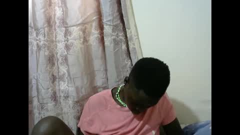 hot_shawrry online show from March 5, 7:05 am