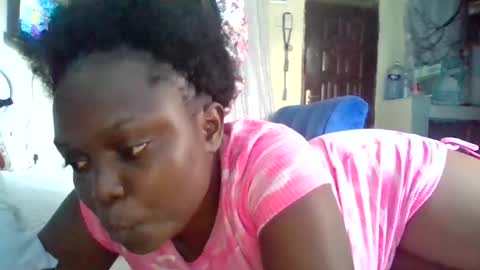 sweetserene online show from June 25, 7:13 am