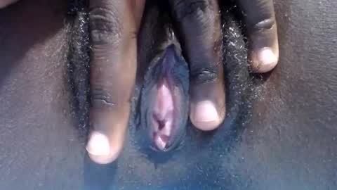 hotbabeboo online show from February 18, 4:00 am