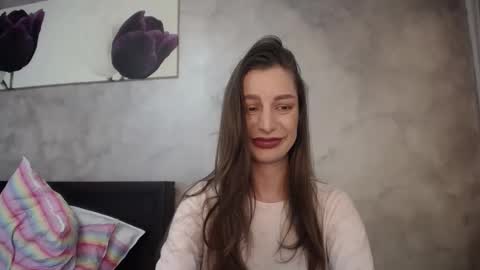 Lia   online show from March 8, 1:04 pm