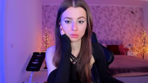 hotmolly_ online show from June 3, 9:54 am