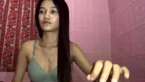 hottie_ptite online show from February 27, 11:32 am