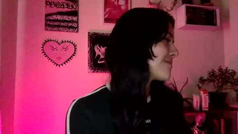 Tat  online show from October 29, 8:33 pm