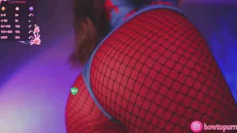 Mia online show from October 18, 6:10 pm