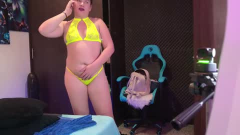 Snapshot of hurrem_99 chatting on October 21, 8:46 pm hurrem_99 online show from October 21, 8:46 pm