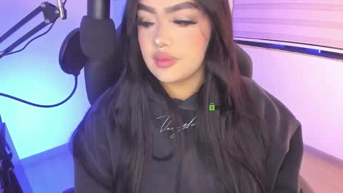 Ari online show from October 1, 1:10 am