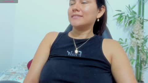 Eva online show from December 16, 9:41 pm