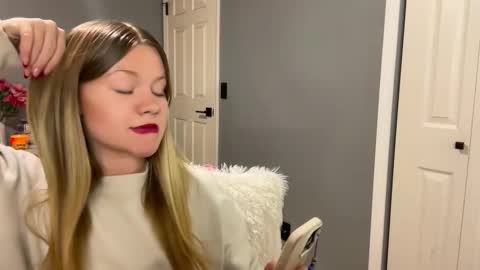 cassie online show from November 13, 7:18 am