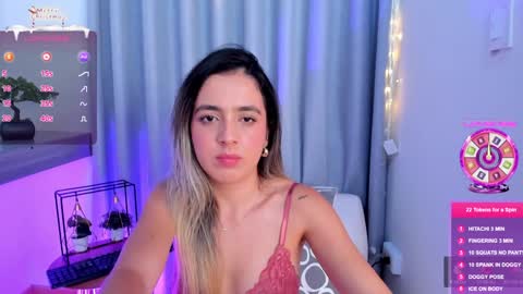 Snapshot of im_antonia chatting on January 4, 12:49 pm LUCY online show from January 4, 12:49 pm