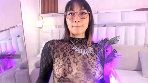 Kazumi online show from November 17, 12:50 pm