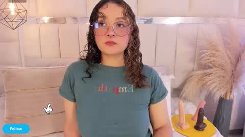 Tara Black online show from December 22, 4:37 am