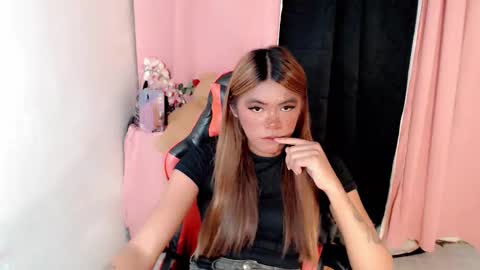 im_yourfairyannaxx online show from February 26, 7:46 pm