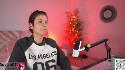 imjess_ online show from November 30, 7:01 am