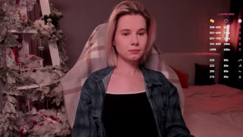 Mia online show from January 10, 10:09 am