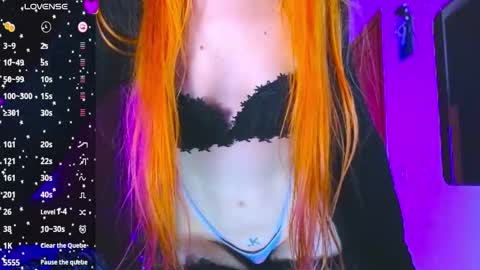 Lora online show from November 26, 4:30 pm