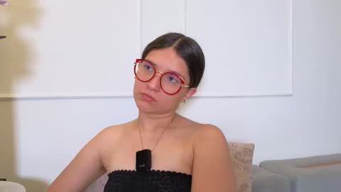 Karen  online show from January 16, 8:16 pm