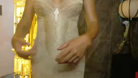 Snapshot of imyourkesiah chatting on October 10, 6:18 am yourBabyKESIAH online show from October 10, 6:18 am