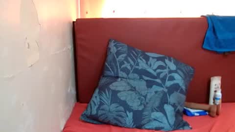 Snapshot of indian_sunshine chatting on October 21, 6:50 am indian_sunshine online show from October 21, 6:50 am