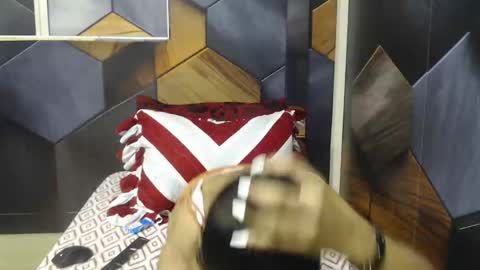 Armani online show from January 27, 6:09 am