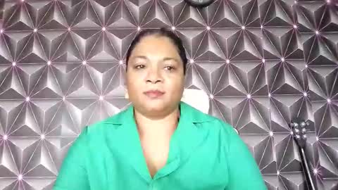 indiandelia online show from April 19, 7:19 am