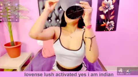 PARADISEQUEEN online show from November 21, 9:11 am