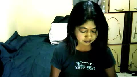 indianpleasures21 online show from May 13, 6:52 am