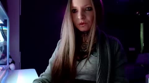 InesDesire online show from February 12, 7:44 am