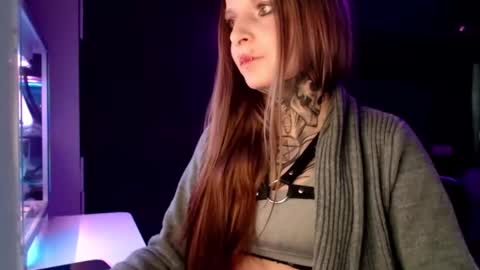 InesDesire online show from February 8, 3:31 pm