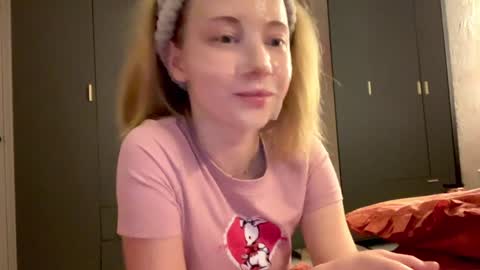 Alexa..  Inst     Fansly infinitysoul  online show from December 31, 1:52 pm