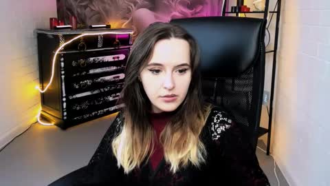 IreneBailey online show from November 8, 9:47 am