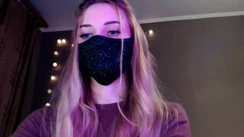 Lily online show from January 17, 3:08 pm