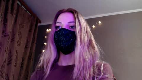 Lily online show from February 15, 5:01 pm