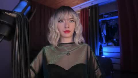 Miss Iris Fansly Miss Iris new inst.  online show from December 15, 10:48 pm