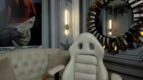 Snapshot of isa_sexy4u chatting on October 21, 6:23 pm ISA online show from October 21, 6:23 pm