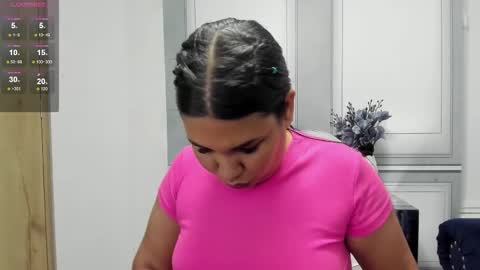 Snapshot of isa_sexy4u chatting on October 20, 10:29 am ISA online show from October 20, 10:29 am