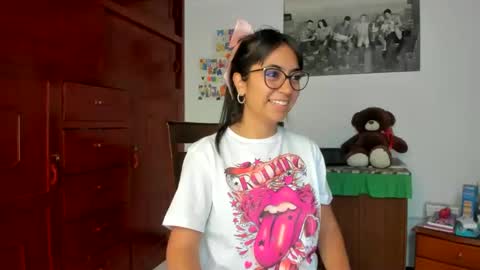 Isabella22 1 online show from December 23, 1:56 pm