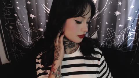 Snapshot of isabella__dark chatting on January 28, 9:08 pm    online show from January 28, 9:08 pm