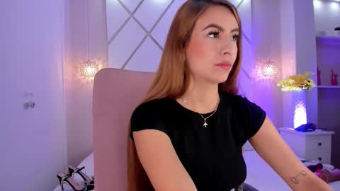 Isa  online show from February 27, 4:07 pm