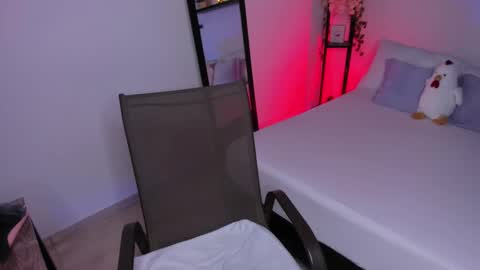 isabella online show from September 23, 3:21 pm