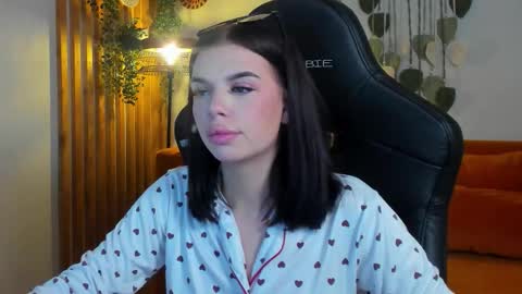 Snapshot of isabellevale chatting on October 9, 7:29 pm isabellevale online show from October 9, 7:29 pm